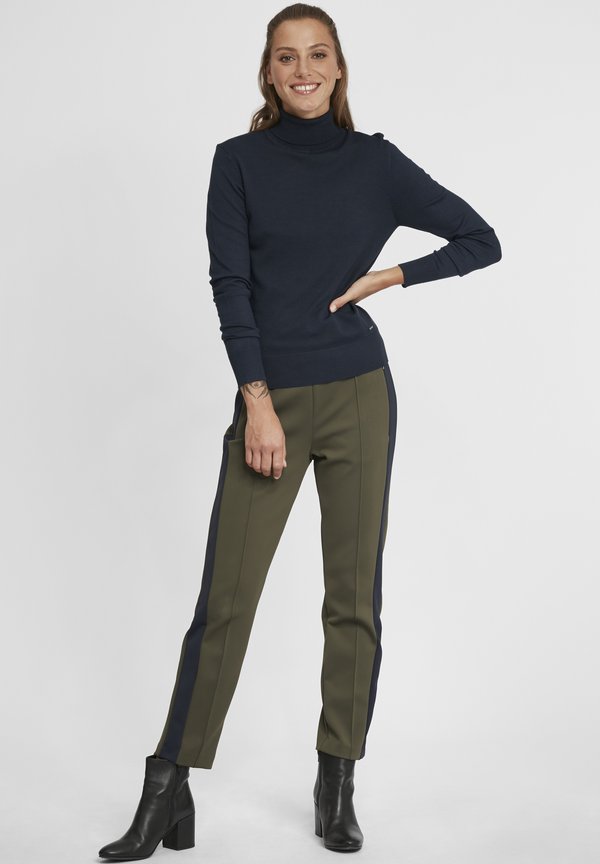 OXWinala - Jumper - total eclipse2