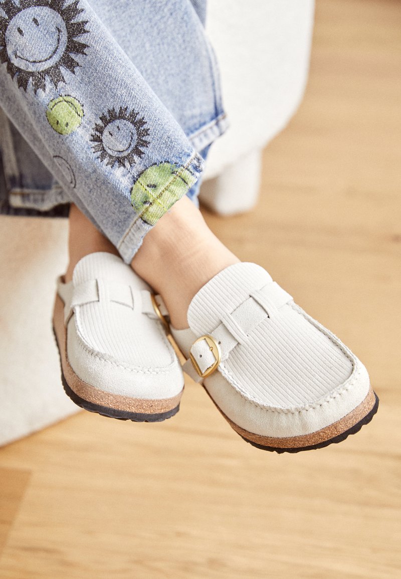 Birkenstock BUCKLEY LEVE NARROW - Mules - antique white/off-white 