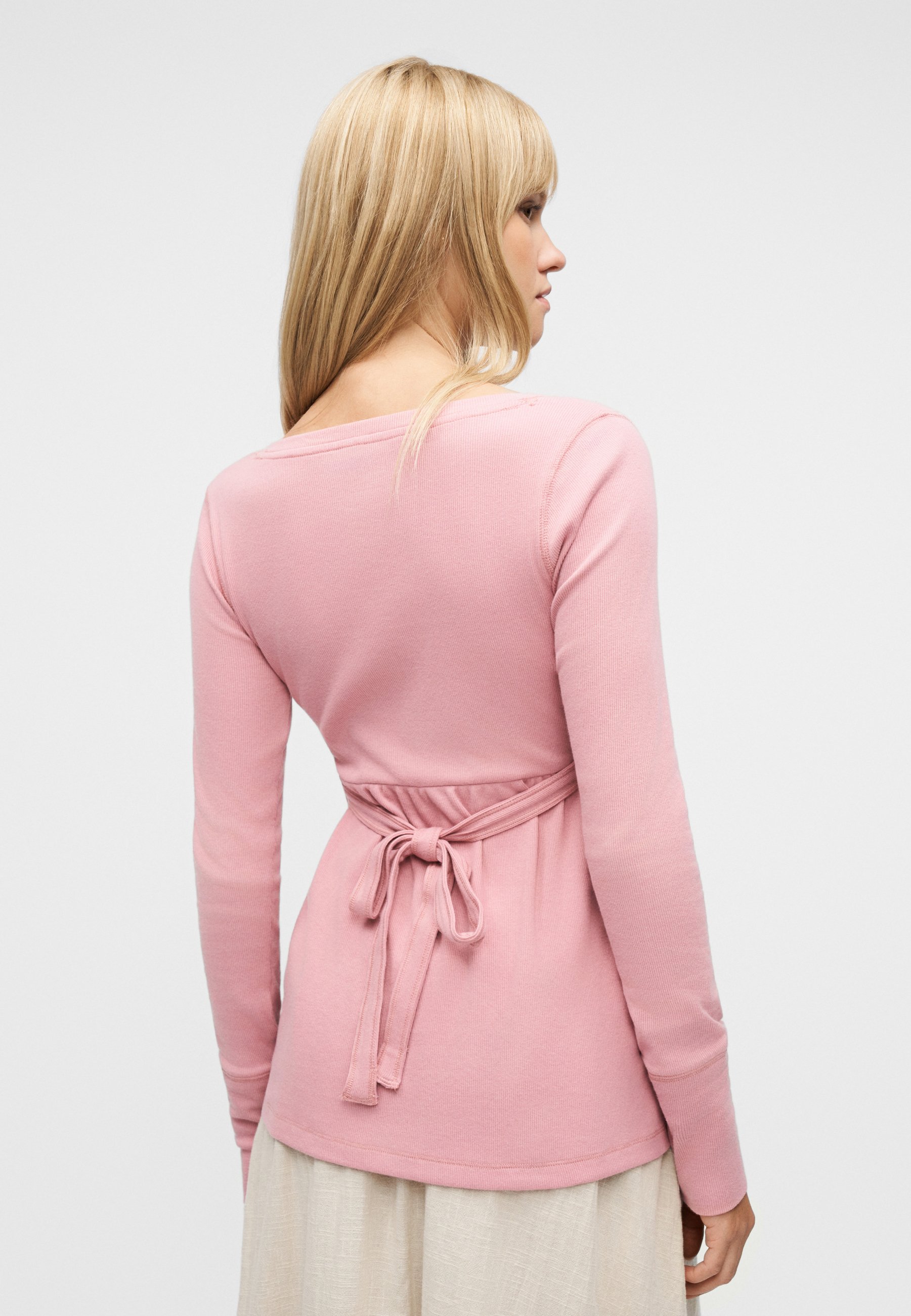 how to tie hollister wrap top