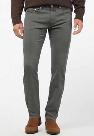 MIT WABENSTRUKTUR - Trousers - grey