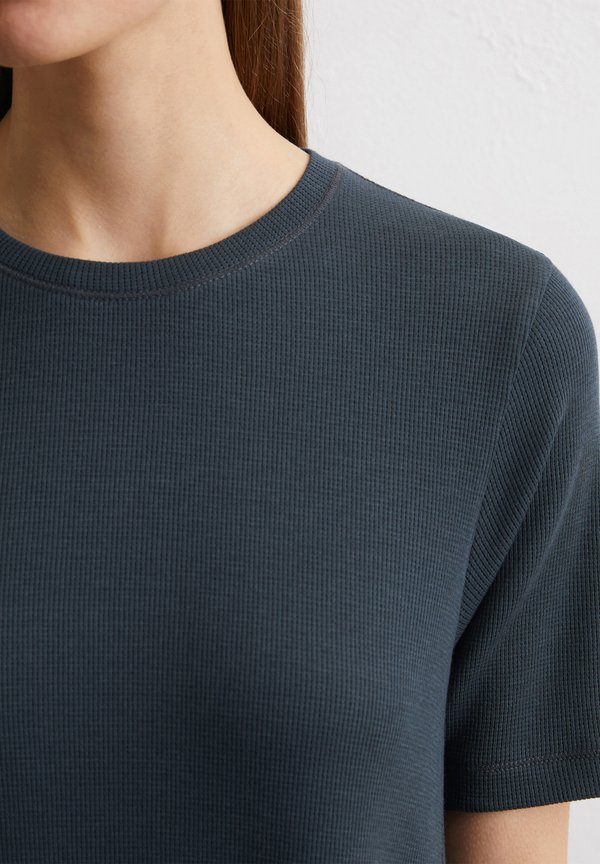 WIDE SEAM ROUND-NECK SHORT SLEEVE - Jersey dress2