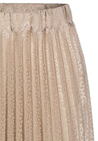 Faltenrock aus leicht beigem Stoff mit zartem Muster. Verfügt über einen elastischen Bund und eine weiche Textur, die fließende Bewegungen unterstreicht.