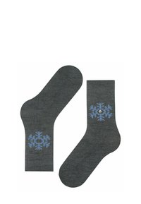 Calze grigie realizzate in un materiale testurizzato, con motivi di fiocchi di neve blu sui lati e una forma tradizionale.
