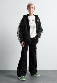 adidas Originals ADICOLOR BOMBER KIDS - Bomber tipa jaka - black