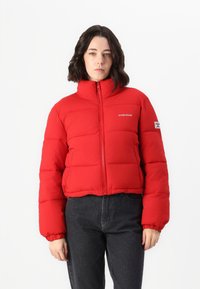 Guess Jeans Vinterjacka - rot