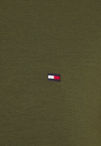 Tommy Hilfiger T-shirt básica - olivewood