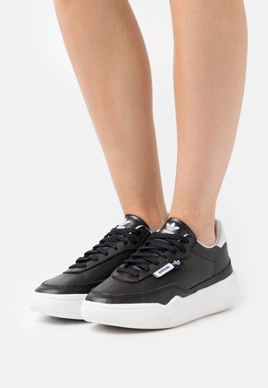 adidas Originals HER COURT czarny