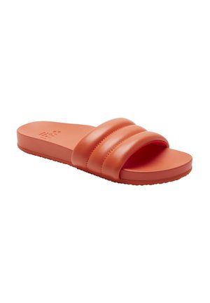 Orange skidsandal med tre brede, teksturerede stropper. Glat, holdbart materiale og flad sål med et mønstret bund for bedre greb.