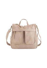 Bolso de mano de cuero beige con dos bolsillos frontales, asa superior y correa para el hombro ajustable. Textura suave y diseño minimalista.