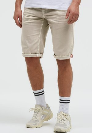 Camp David, CAMP DAVID SKATER JEANS FRA:NK COMFORT FIT - Shorts - taupe