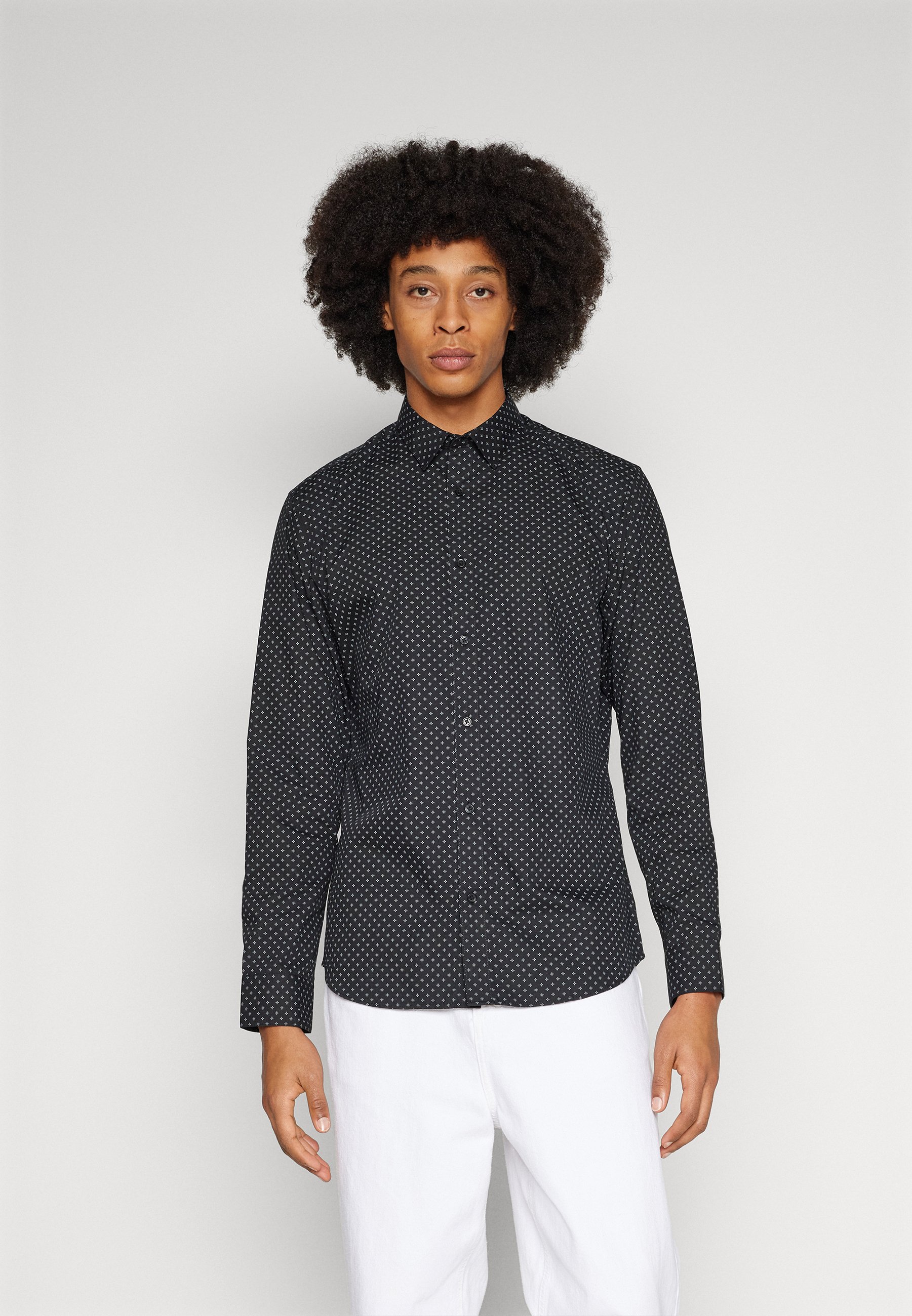 JACK & JONES Herrenshirt – Kurzärmlig, Mit Tropenprint, Lässig & Bequem Für Jeden Tag