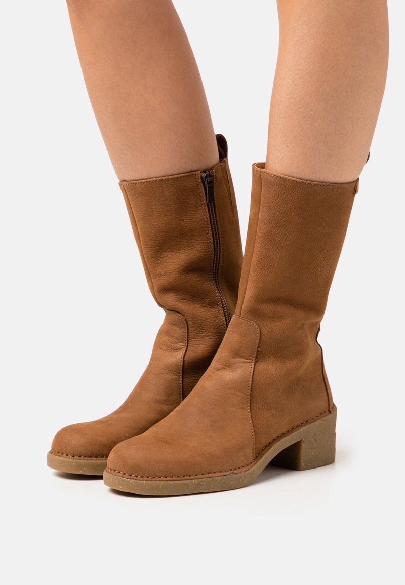 boots el naturalista