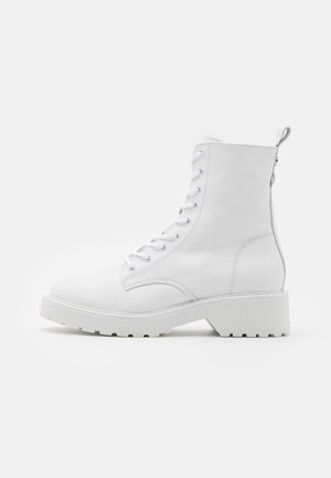 Platform ankle boots - white