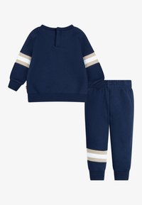 Levi's® VARSITY SET - Pantalones deportivos - dress blues