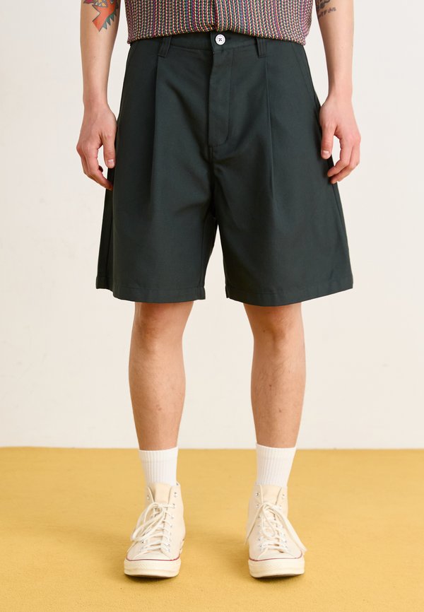 OLIVER SHORT - Shorts