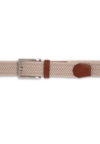 Geweven beige riem met een zilveren metalen gesp, afgewerkt met een bruine leren band en punt voor extra detail en duurzaamheid.