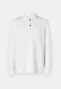 Selected, clear cream