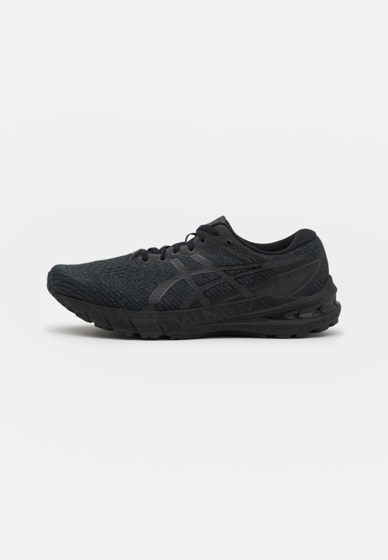 Chaussure de course athlétique noire avec tige en mesh, lacets, semelle amortissante et logo discret sur le côté, montrée de profil droit sur fond blanc.