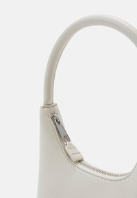 Tommy Jeans MUST SHOULDER BAG - Kézitáska - newsprint