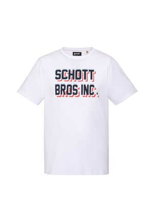 Weißes T-Shirt mit kurzen Ärmeln und schwarzem sowie rotem 3D-Blockschriftzug "SCHOTT BROS INC." auf der Vorderseite.