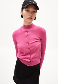 ARMEDANGELS OPHALIAA - Vest - crushed berry