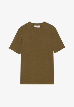 Camiseta de algodão verde-oliva, com efeito canelado, mangas curtas, decote redondo, textura suave, com uma etiqueta visível na gola.