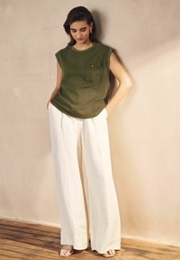 Next POCKET  REGULAR FIT - Felső - khaki green