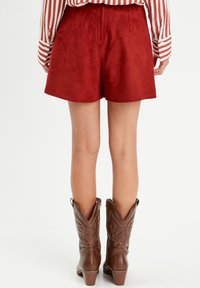 Cache Cache Shorts - bordeaux