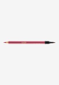 Liner labbra con design a matita rosa, dotato di una punta affilata e di un applicatore a pennello fine sull'estremità opposta. Marchio visibile in testo dorato.