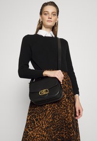 Lauren Ralph Lauren OCELOT-PRINT PLEATED GEORGETTE SKIRT - Saia evasé - polo black multi