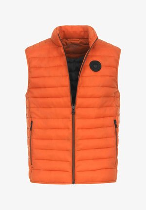 Oranje puffer vest met een hoge kraag, voorkant met rits en twee zijzakken. Heeft horizontale stiksel en een ronde logo-accent.