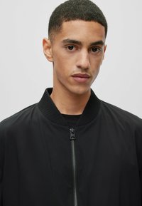 HUGO UKASHI - Bomber Jacket - black two