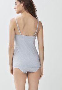 mey MIT SCHMALEN TRÄGERN - Undershirt - hellgrau melange