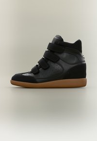 Επιλέχθηκε, black
