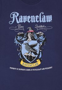 Harry Potter HARRY POTTER RAVENCLAW CREST - Triko s potiskem - navy blue