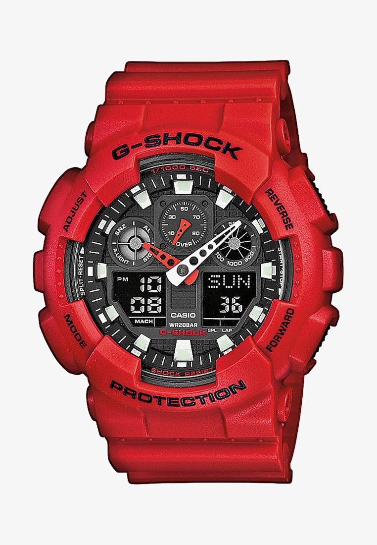 Orologio G-Shock rosso con cassa rotonda, display digitale e analogico, dettagli neri e pulsanti prominenti. Caratteristiche includono una lunetta protettiva e funzioni multiple.