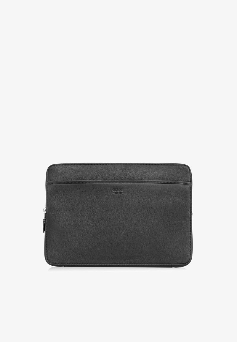 Czarna skórzana etui na laptopa o gładkiej fakturze, z zamknięciem na zamek błyskawiczny i przednią kieszenią. Posiada wypukłe logo oraz subtelne detale stębnowania.