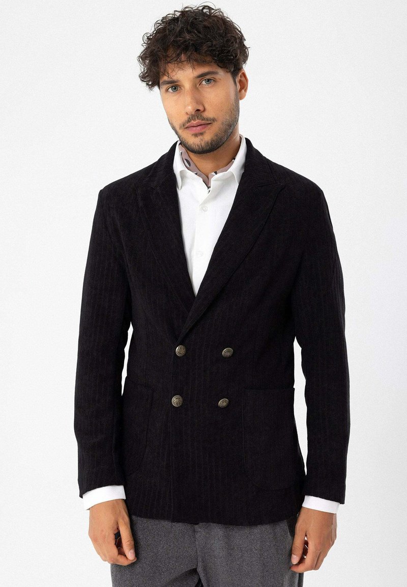 CAPELLA BLACK BLAZER