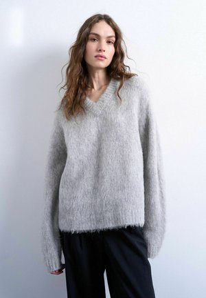 TSKAMILLE - Strickpullover - light gray