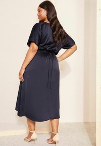 Friends Like These SHORT SLEEVE - REGULAR FIT - Vapaa-ajan mekko - navy blue