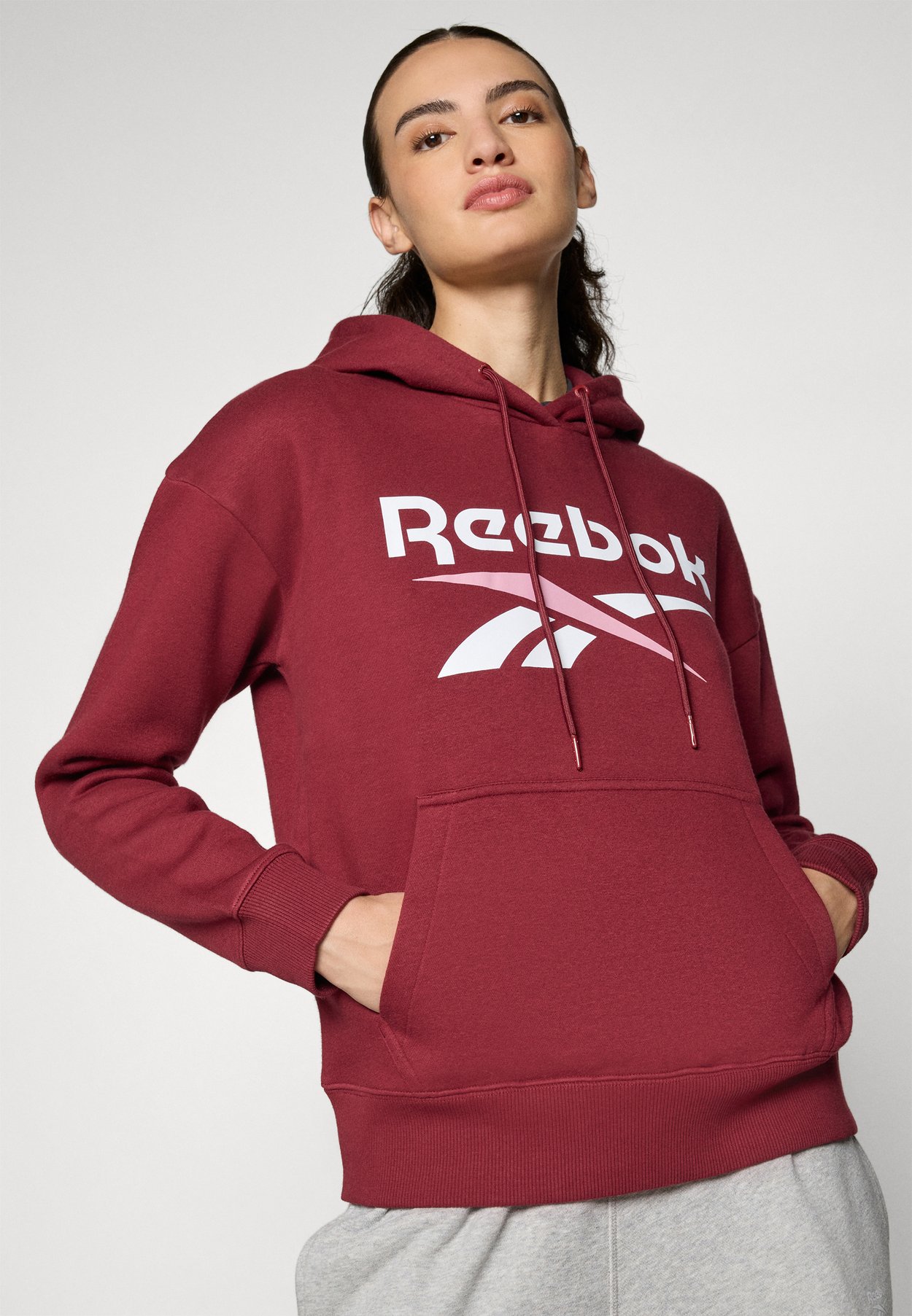 COLOR LOGO HOODIE