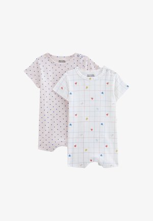 Deux combinaisons à manches courtes en coton doux. L'une est rose clair avec des cœurs bleus ; l'autre est blanche avec un motif à carreaux et des formes colorées.