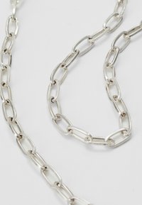 Icon Brand ELONGATED LINK NECKLACE - Colar - silver-coloured