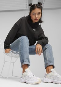 Puma VELOPHASIS ALWAYS ON - Sneakers basse - white sugared almond