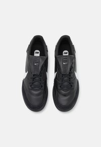 Nike Performance Scarpe da calcio per terreni sintetici - black