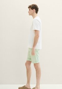 TOM TAILOR Pantaloni scurți - tender sea green