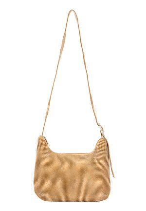 Houndstooth-mønsteret taske i gul og brun, med en blød læderrem og lynlåslukning. Rund form med en tekstureret overflade.