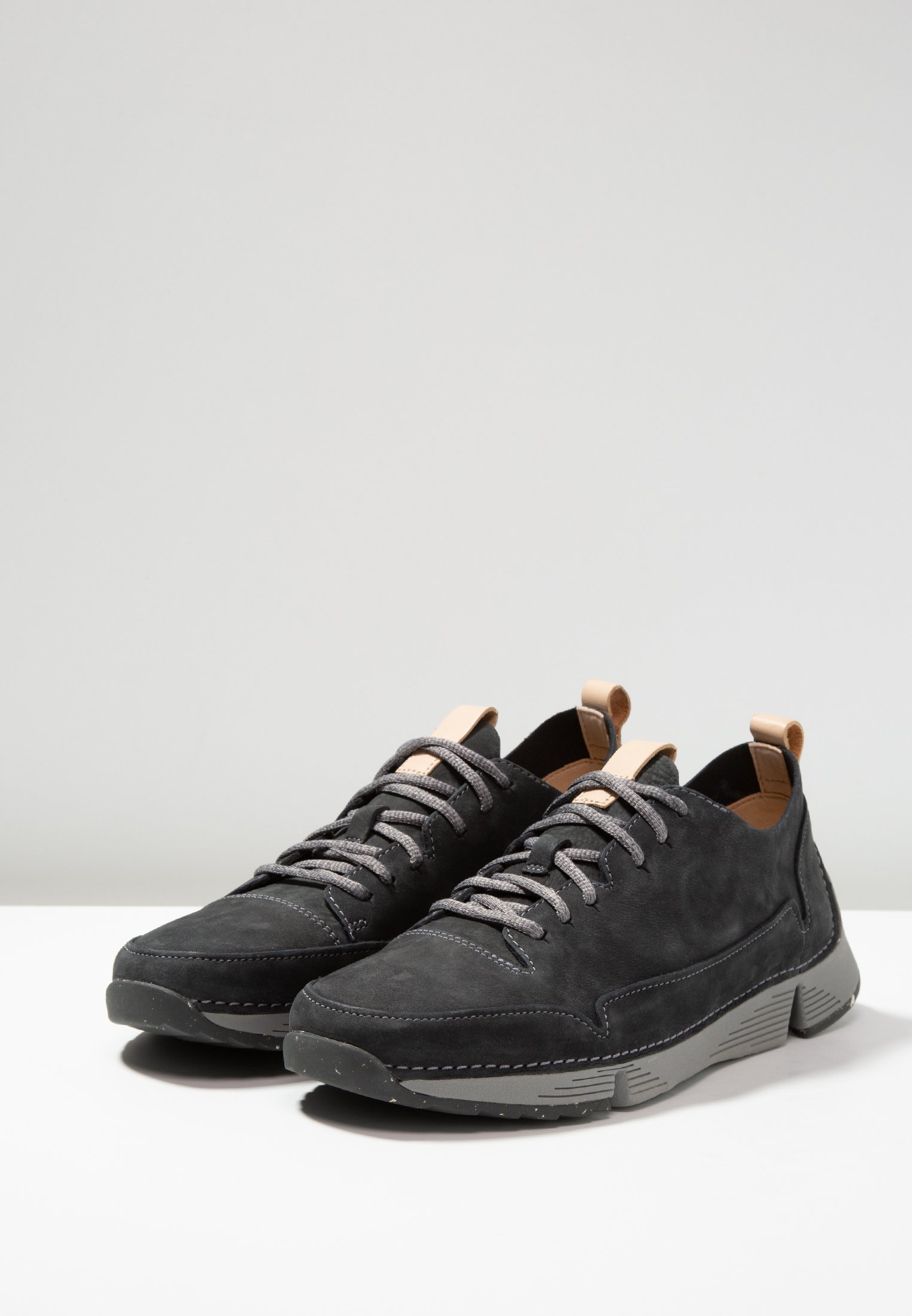 clarks tri spark trainers