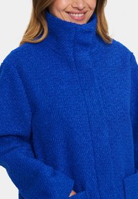 Saint Tropez Klasični plašč - surf blue