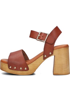 MAAT - Clogs - cognac
